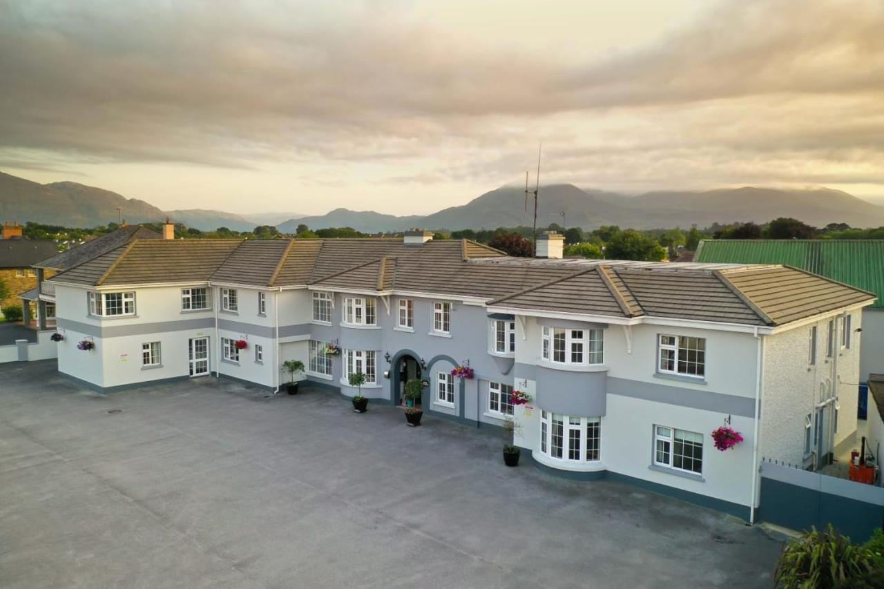 The Lodges At Castle Lodge Killarney Exterior foto